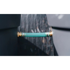 Geka Regentonnen Verbinder Set mit Messinganschlüssen (1 Zoll) verbunden zwei Regentonnen.