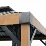 Detailansicht des Sojag Pavillon Fontana mit Holzoptik und Moskitonetz.