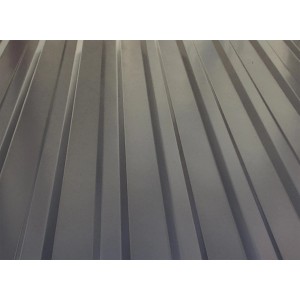 Detailaufnahme: Trapezblech des Weka Flachdach Carports.