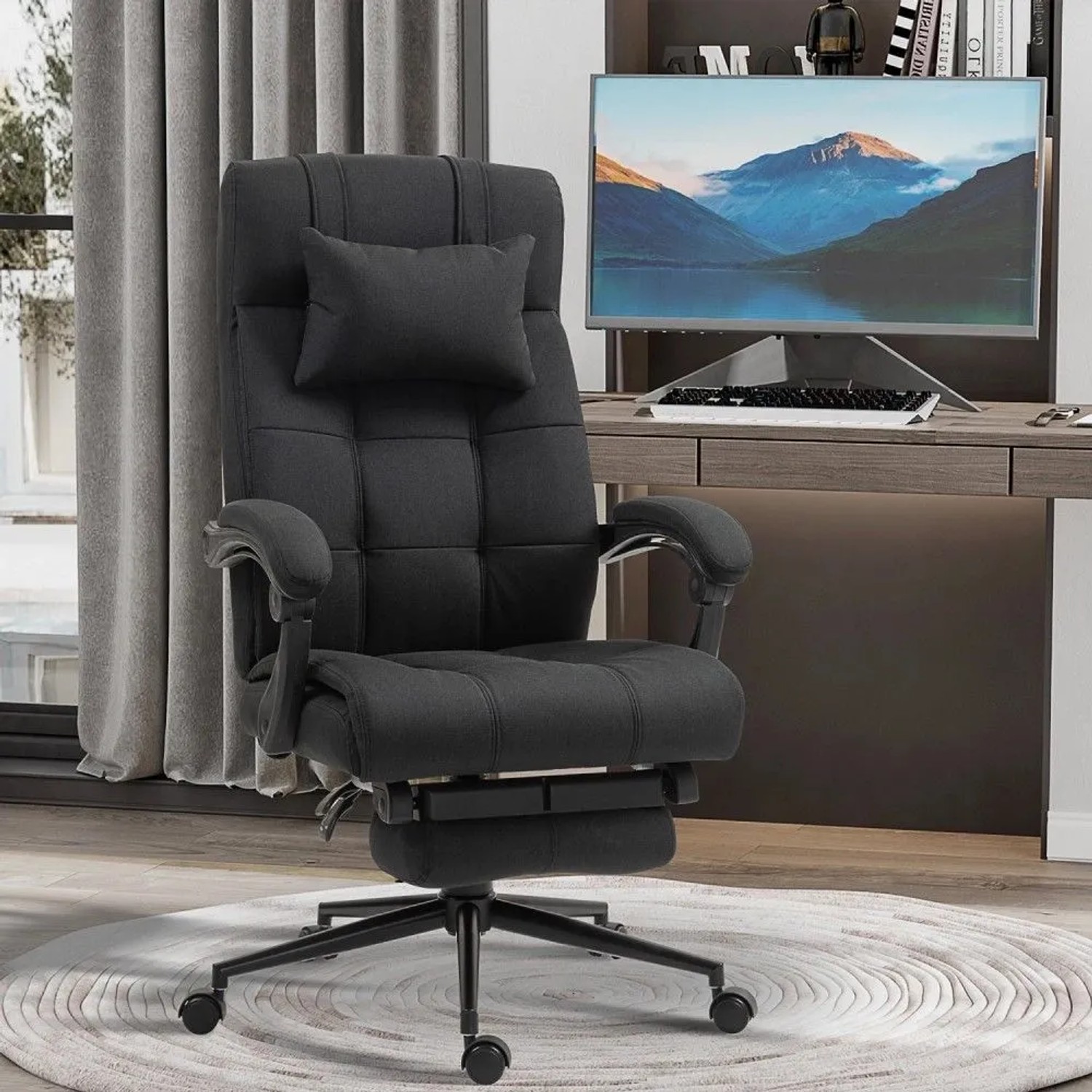 Schwarzer ergonomischer Bürostuhl in Leinenoptik mit Kopfstütze und ausziehbarer Fußstütze. Komfortabel & drehbar.