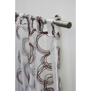 Gardinia Gardinenstangen-Set Kreta in Edelstahl-Optik mit weißem Vorhang und braunen Kreisen.