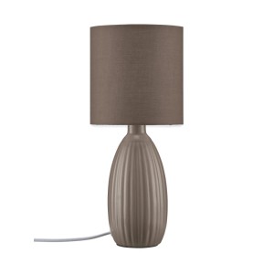 PR Home Uno Tischleuchte: gerippter Keramikfuß, matter brauner Stoffschirm. Dekoratives skandinavisches Design.