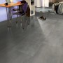 Classen Ceramin Fliese Neo Vario Arigato in dunkler Steinoptik als Bodenbelag im Raum.