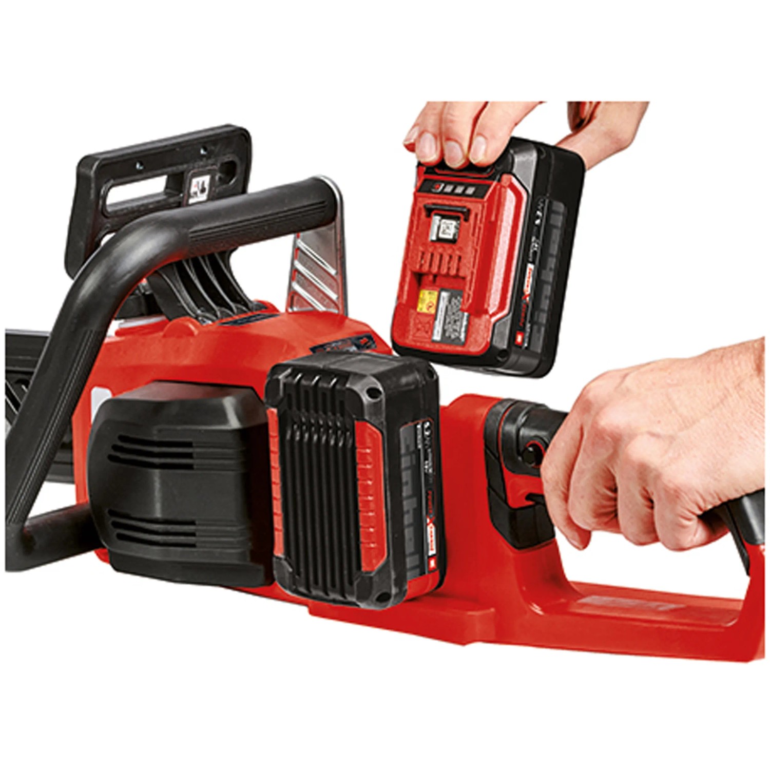 Einhell Akku-Kettensäge GP-LC 36/35 Li-Solo mit eingesetztem Akku. Rot/Schwarz.
