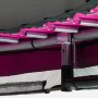 Detailaufnahme: Federn und Rahmen des pinken Salta Comfort Edition Bodentrampolins.