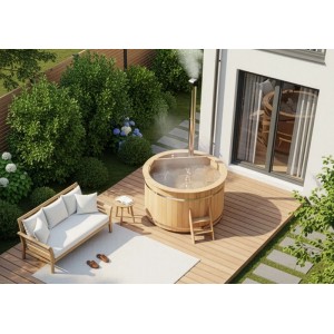 Finntherm Holz-Badefass Bergen, Ø 180 cm, mit Leiter und Ofenrohr im Garten.