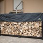 ShelterLogic Kaminholzregal mit Wetterschutz, gefüllt mit Holzscheiten. Ideal zur Lagerung von Brennholz.