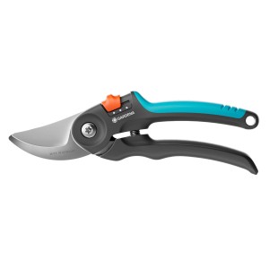 Gardena PremiumCut Flex Bypass Gartenschere für Grünholz bis 24mm Schnittstärke.