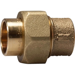 Löt-Verschraubung aus Rotguss, Ø 15 mm, für Kupferrohre, lösbare Verbindung.