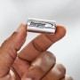 Energizer Lithium 123 Fotobatterie in Hand, Silber, für Kameras und Fotozubehör.