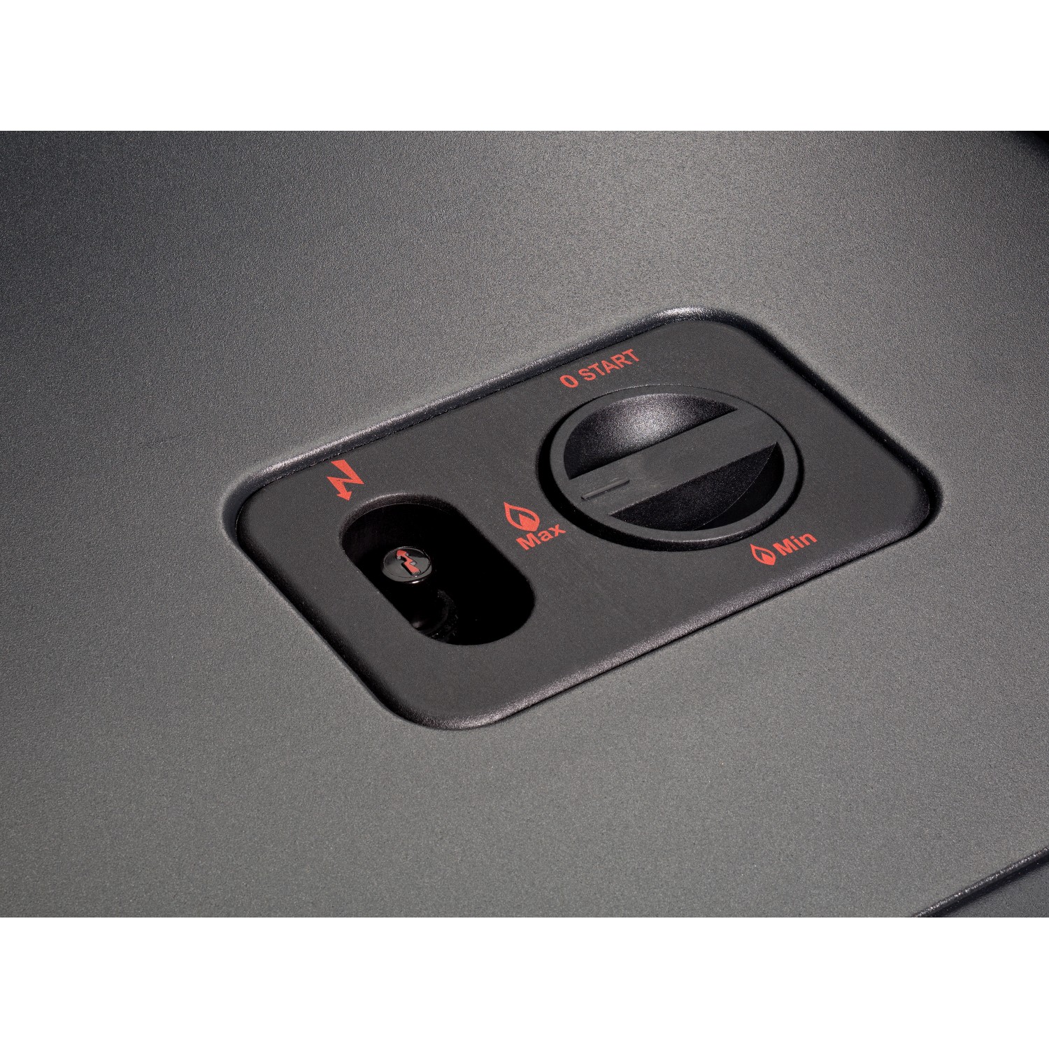 Detailaufnahme: Bedienelemente des Rowi Gas Heizofen Blue Flame 4,2 kW in Schwarz.