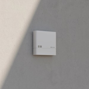 Weißer Steinel Dämmerungsschalter NightmatiQ für automatische Beleuchtung.
