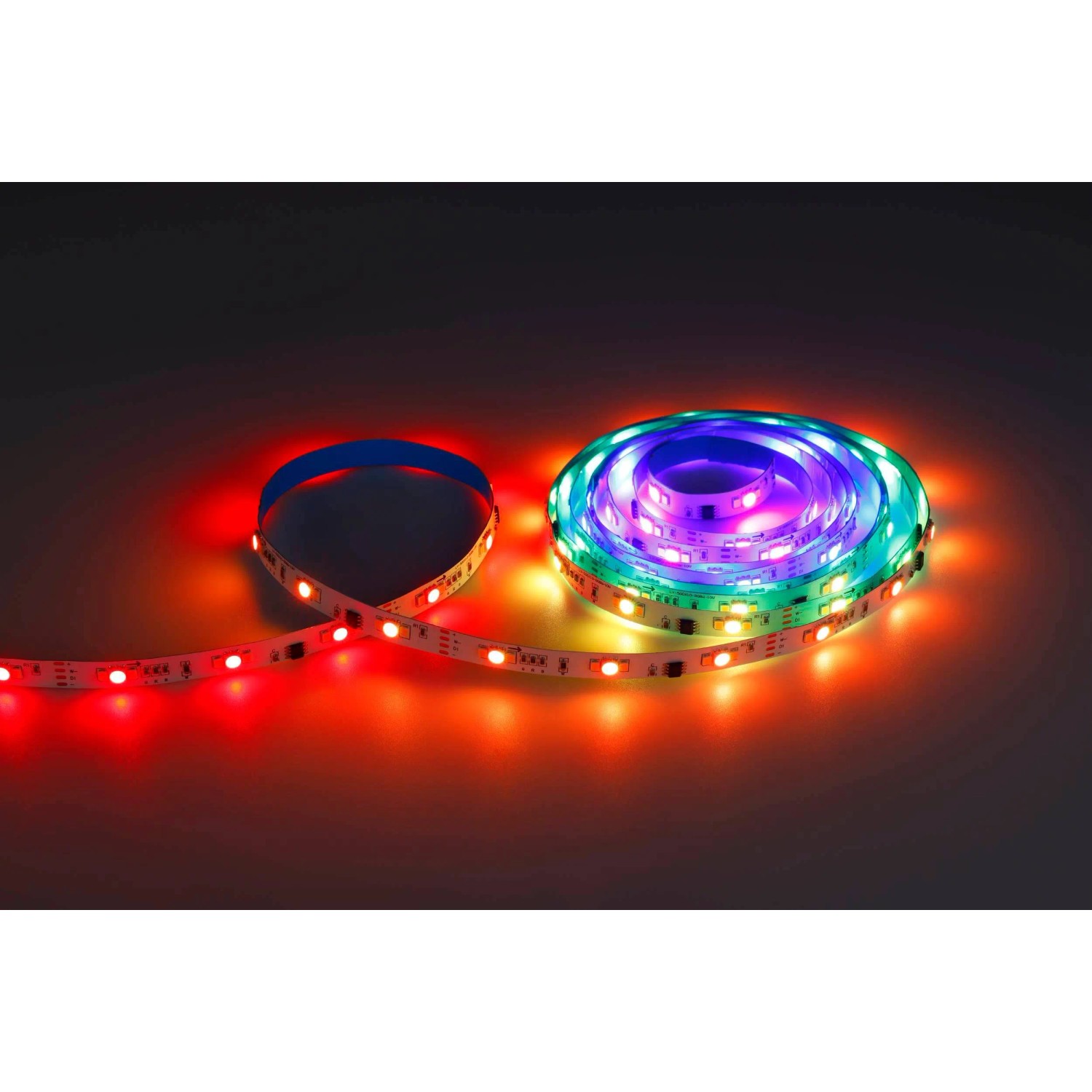 Eglo LED Stripe RGBIC, 3m, mit bunten dynamischen Lichteffekten und Fernbedienung.