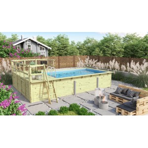 Karibu Holzpool mit Terrasse und blauer Innenhülle, Leiter und Sitzgruppe im Garten.