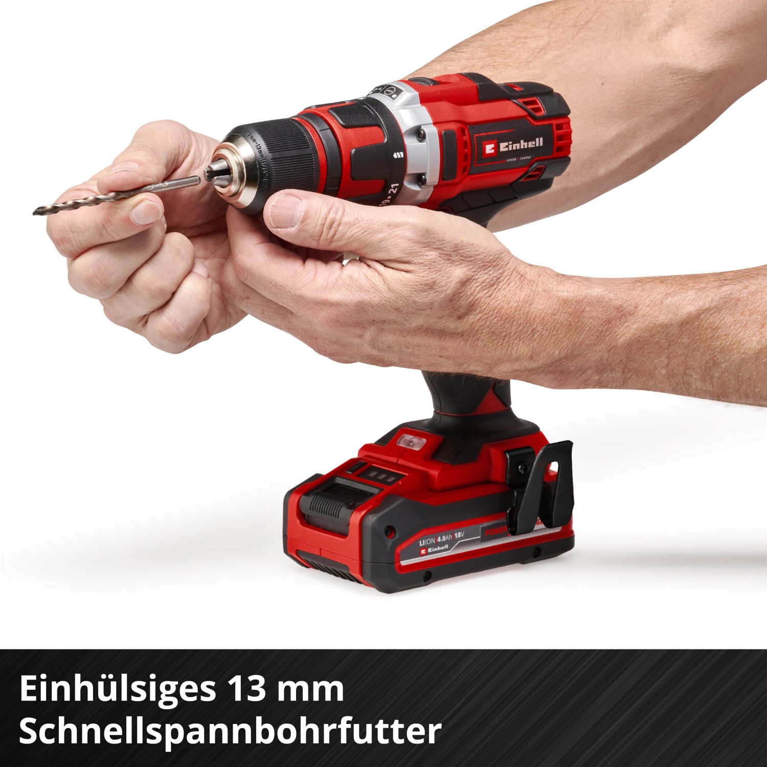 Einhell Akku-Bohrschrauber TE-CD 18/40 Li Solo mit Bohrer im Bohrfutter.