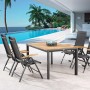 Gartenmöbel-Set mit Klappsesseln Cavalese in Anthrazit/Teak FSC® und Tisch am Pool.