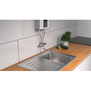 Chromfarbene Schütte Niederdruck Spültischarmatur für 5L Boiler mit Zweigriffmischbatterie.