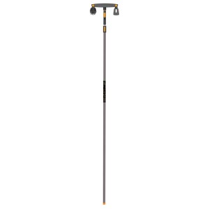 Fiskars Dachrinnenreiniger mit Teleskopstiel, orange-schwarz, für die Reinigung von Dachrinnen.