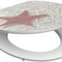 WC-Sitz mit Holzkern und rotem Seestern-Motiv auf dem Deckel. Absenkautomatik für leises Schließen.