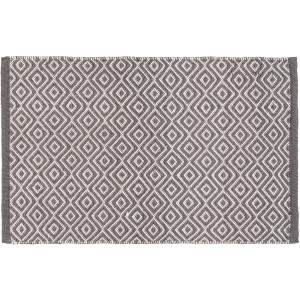 Wenko Badematte Turpan, 50x80 cm, grau-weißes Rautenmuster, aus recycelten PET-Flaschen.