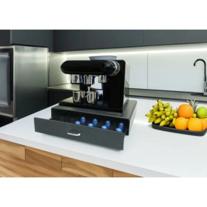 MCW Schubladenbox L98 zur Aufbewahrung von Kaffeekapseln unter einer Kaffeemaschine.