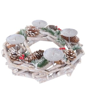 Runder Adventskranz aus Holz (Ø 35cm) mit 4 Kerzenhaltern, geschmückt mit Tannenzapfen und Beeren.