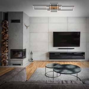 Moderne Brilo LED-Deckenleuchte Frame mit Holzdekor, dimmbar und mit Fernbedienung im Wohnraum.
