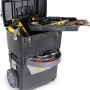 Stanley Werkstattwagen rollend 1-93-968 mit Werkzeug und Fächern.