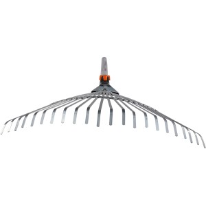 Gardena Combisystem-Fächerbesen aus Metall, ideal zum Zusammenfegen von Laub und Gartenabfällen.