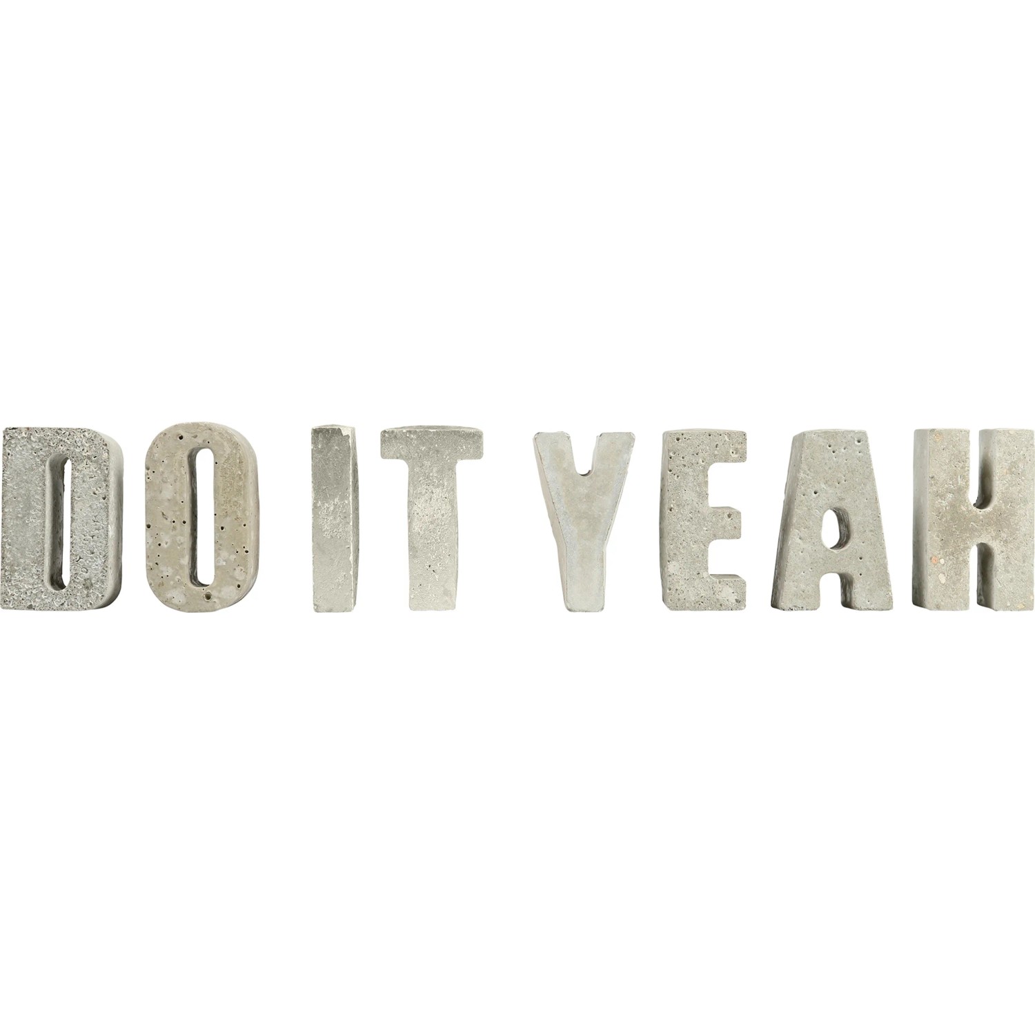 CREATE! by OBI Betonbuchstaben & -zahlen „DO IT YEAH“ als Deko-Elemente.