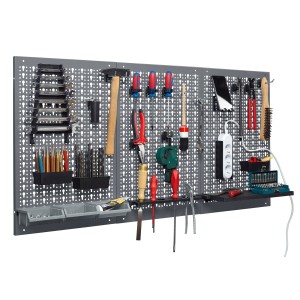 Küpper Werkbank-Set: Dunkelblaue Lochwand mit Werkzeugen und Zubehör.