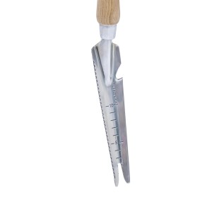 Kent & Stowe Multifunktions-Unkrautjäter (34 cm) mit Edelstahlkopf und Eschenholzgriff.
