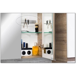 Fackelmann Magnetleiste Tecno Silber im Spiegelschrank mit Kosmetikartikeln.