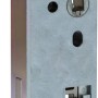 Abus Rohrrahmentür-Einsteckschloss, silberfarben, mit Profilzylinderaufnahme und 40 mm Dornmaß.