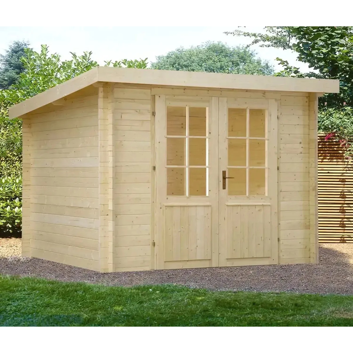 Rechteckiges, naturbelassenes Alpholz Gartenhaus Maria-28 mit Doppeltür und Pultdach.