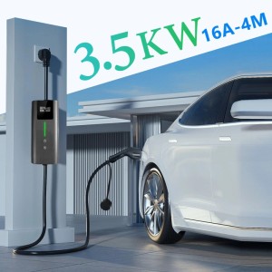 Junsun EV Ladegerät 3.5kW, Typ 2, 4m Kabel, lädt weißes Elektroauto. Dunkelgraues Gehäuse mit Display, grüne Anzeige.