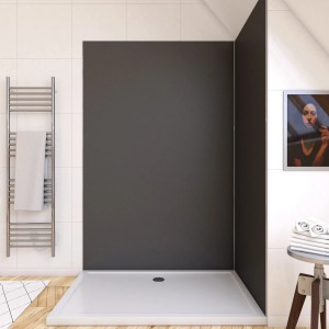 Aurlane Design-Duschwand in Satin Grey, 120x210 cm, als Duschrückwand im Badezimmer.