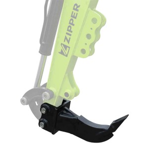 Schwarzer Zipper Reisszahn für Minibagger ZI-MBGS850D, robustes Baumaschinen Zubehör für harte Böden.