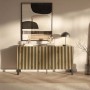 Selsey Telire Sideboard 154 cm: schwarzer Korpus, Artisan Eiche Lamellenfront, Metallfüße. Modernes Wohnzimmer-Design.