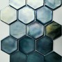 Grüne Keramik Mosaikmatte Cadiz Hexagon, 26x29,9 cm, für Wandgestaltung.