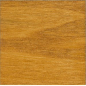 Holzoberfläche mit OBI Hybridlasur Premium in Kiefer-Optik.