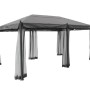 Graue MCW Pergola Calpe 5x3m mit Seitenwand und Moskitonetz.