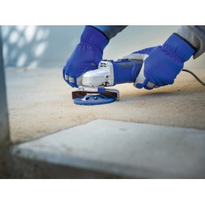 LUX Diamant-Schleiftopf Comfort Ø 125 mm im Einsatz auf Estrich. Zubehör für Winkelschleifer.