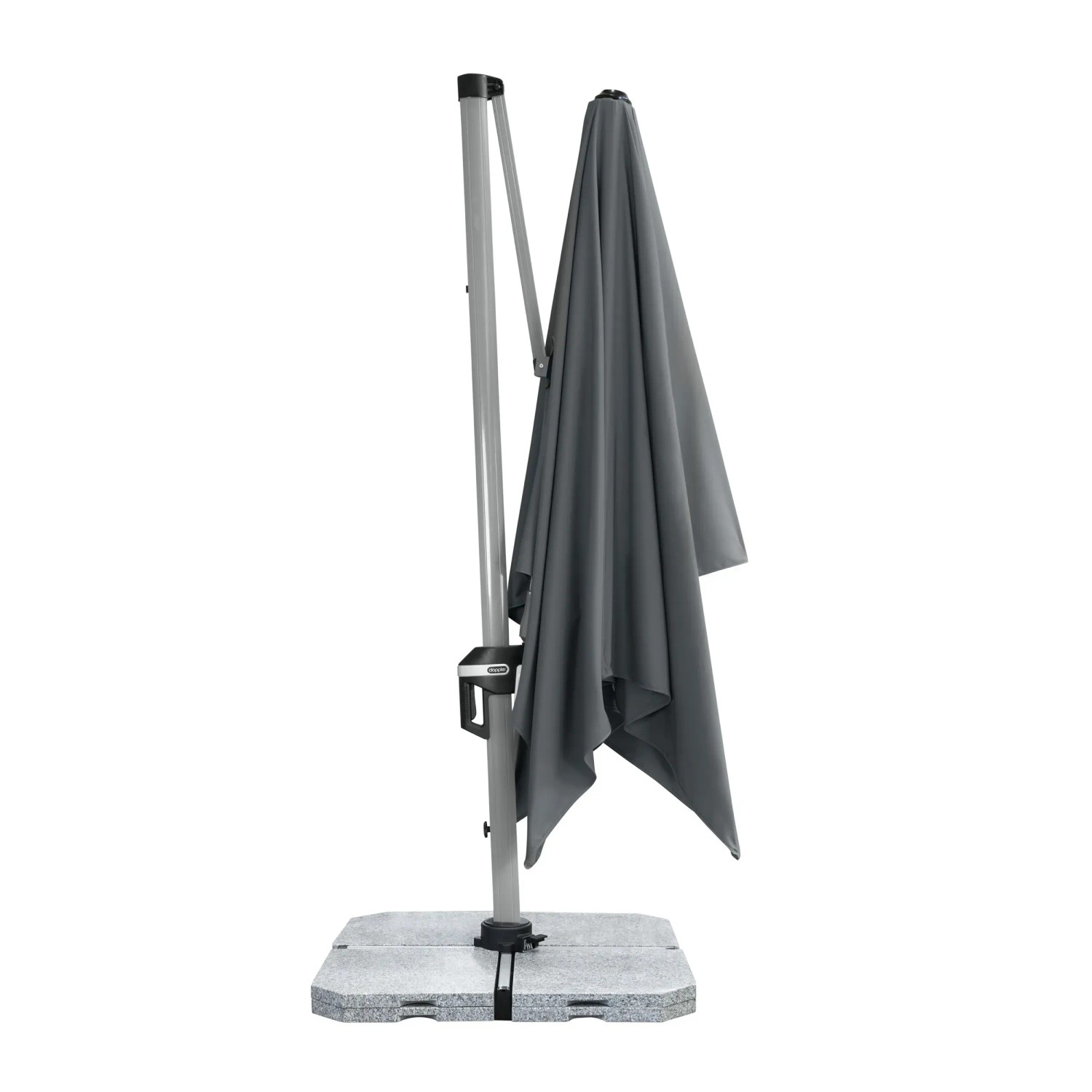 Geschlossener, anthrazitfarbener Doppler Ampelschirm Active II 260x350 cm mit Kurbelmechanik auf Schirmständer.