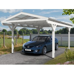 Weißes Skan Holz Carport Westerwald mit Auto. Einzelcarport aus Holz mit Doppelstegplatten.