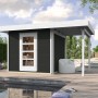 Modernes, anthrazitfarbenes Weka Holz-Gartenhaus mit Flachdach und überdachter Außenfläche.
