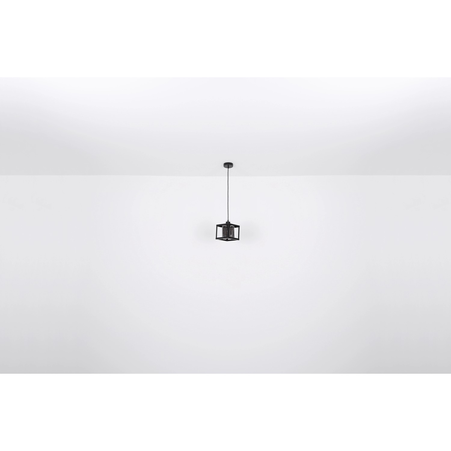 Schwarze, 4-flammige Globo Pendelleuchte Mathilde mit rauchfarbenen Glaskristallen.