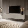 Selsey TV-Hängeboard Veldio, 175 cm, greige mit Lamellenfront, schwebend im modernen Wohnzimmer.