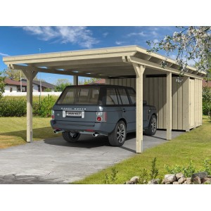Skan Holz Carport Emsland mit Abstellraum, naturbelassen, mit Auto. Einzelcarport aus Holz.