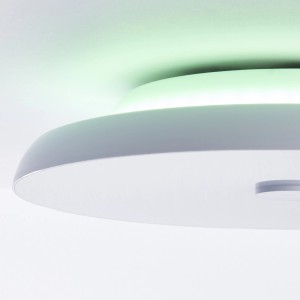 Weiße LED-Wand- und Deckenleuchte Adora, Ø 40 cm, mit farbigem Backlight.
